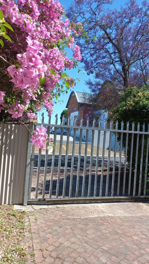 Peony Luxury Room With Wifi And Own Entrance Stellenbosch Eksteriør bilde